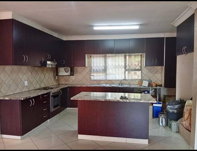 3 BEDROOM HOUSE FOR SALE IN NORTHDALE